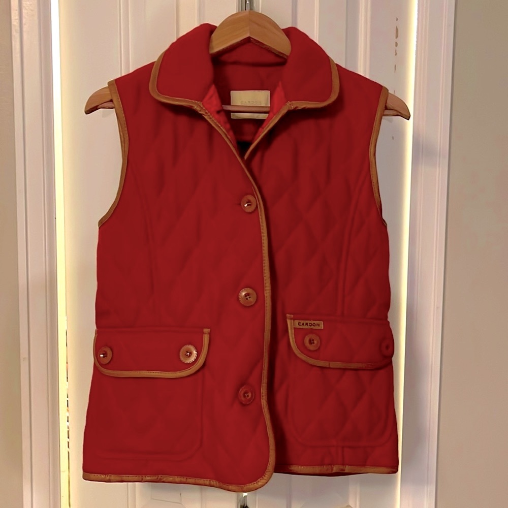 Cardon Cosas Nuestras Red and Leather Vest NWOT Size Medium